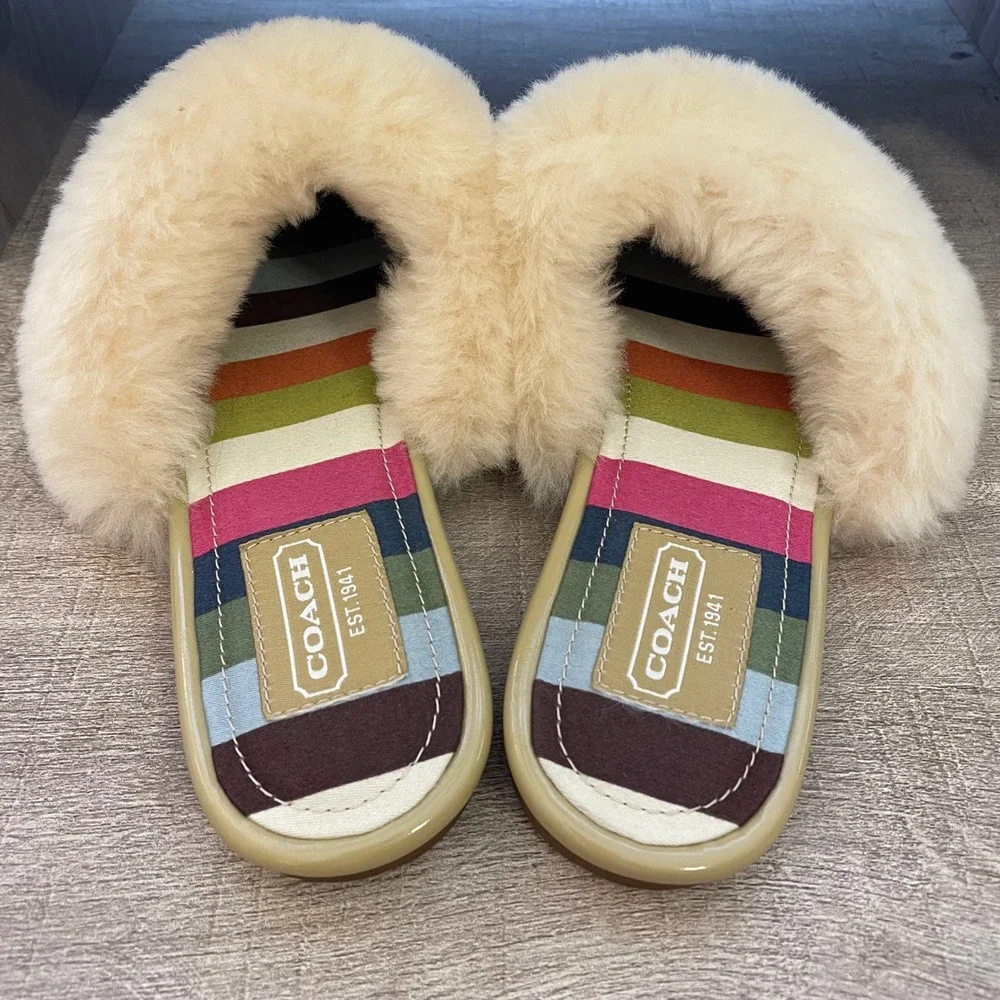NWOT Coach Carra Women 7 Sand Tan Suede Shearling Slippers Signature C Charm Y2K